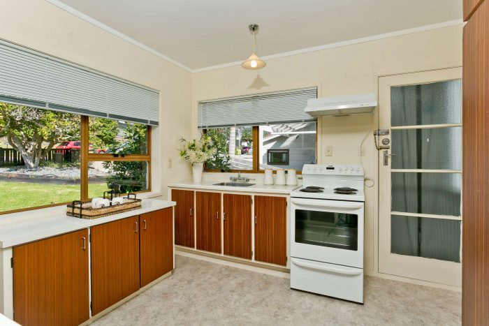 1/32 Shanaway Rise, Hillcrest, North Shore City, Auckland, 0627, New Zealand