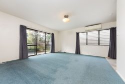 3 Thalia Place, Totara Vale, North Shore City, Auckland, 0629, New Zealand