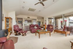 22 Old Station Avenue, Wanaka, Otago, 9305, New Zealand