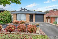 19 Sunset Cct, Walkley Heights SA 5098, Australia