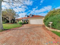 35 Arpenteur Dr, Baldivis WA 6171, Australia