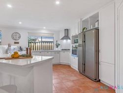 35 Arpenteur Dr, Baldivis WA 6171, Australia