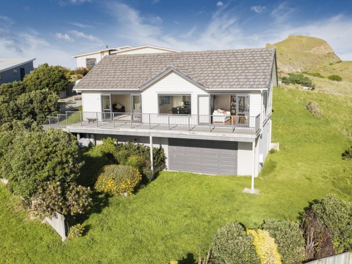 22 Balfour Crescent, Castlepoint, Masterton, Wellington, 5889, New Zealand