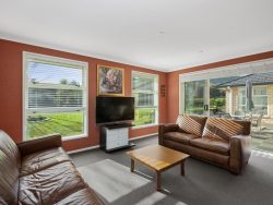 15 Bodes Lane, Kinloch, Taupo, Waikato, 3377, New Zealand