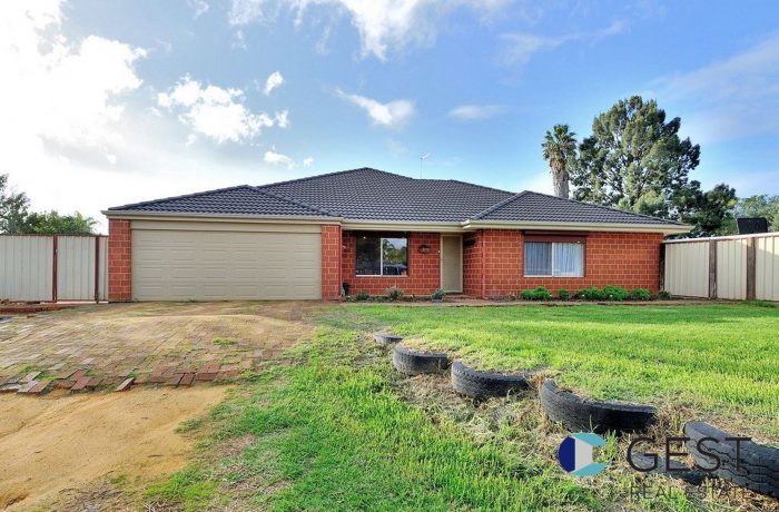 33 Brockholes St, Bullsbrook WA 6084, Australia