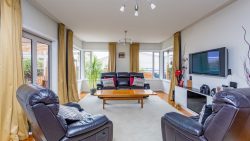 62 Dallington Terrace, Dallington, Christchurch City, Canterbury, 8061, New Zealand