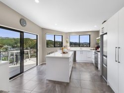 18 Bristol Street, Island Bay, Wellington, 6023, New Zealand