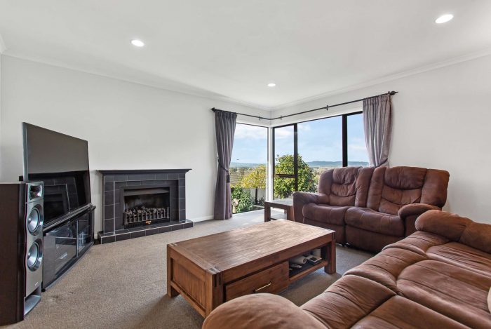 15 Menen Place, The Gardens, Manukau City, Auckland, 2105, New Zealand