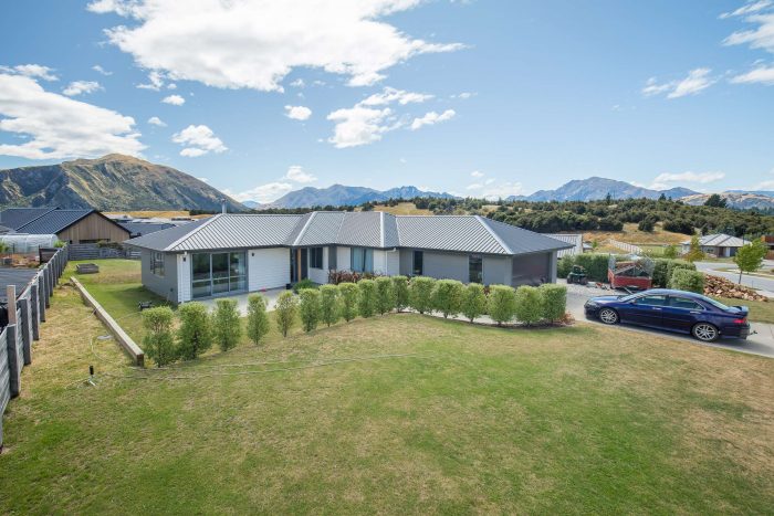 61 Minaret Ridge, Wanaka, Otago, 9382, New Zealand