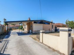 83 Alexander Rd, Rivervale WA 6103, Australia