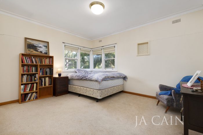 9 Paisley St, Box Hill North VIC 3129, Australia