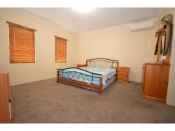 28 Australis Cir, Wannanup WA 6210, Australia