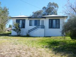 20 Nowland Ave, Quirindi NSW 2343, Australia