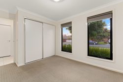 356/358 Cambourne St, Lavington NSW 2641, Australia