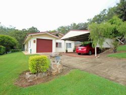 24 Ruby St, Herberton QLD 4887, Australia