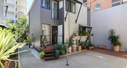 Unit 3/10-12 Kawanna St, Mudjimba QLD 4564, Australia