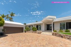 4621 The Pkwy, Hope Island QLD 4212, Australia