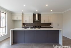 7 Wellesley Ct, Raglan NSW 2795, Australia