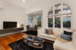 39 Alma Rd, Camberwell VIC 3124, Australia