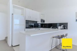 3/9 De Burgh St, Ledge Point WA 6043, Australia