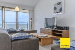 3/9 De Burgh St, Ledge Point WA 6043, Australia