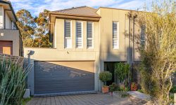 16 The Pkwy, Klemzig SA 5087, Australia