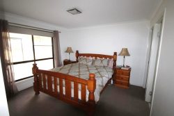 10 Maria Ct, Stanthorpe QLD 4380, Australia