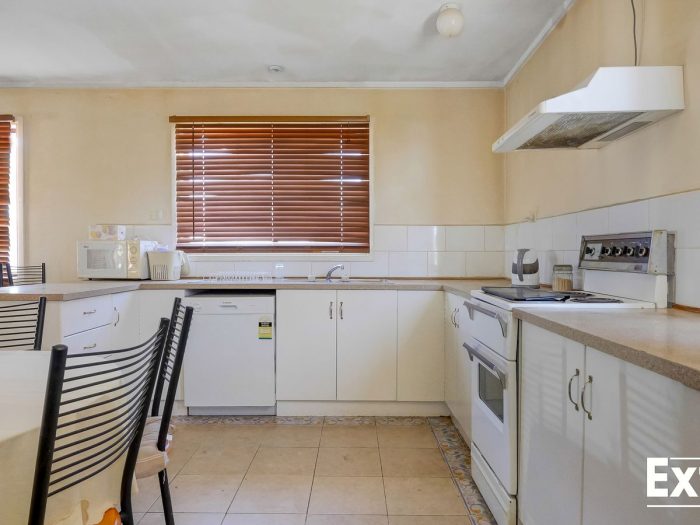 Unit 1/33 Pearce St, Yarrawonga VIC 3730, Australia