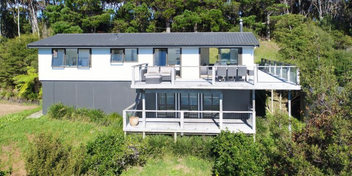 380 Cowes Bay Road, Cowes Bay, Waiheke Island, Auckland, 1971, New Zealand