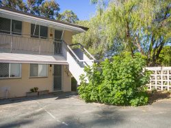 4/61 Stirling Hwy, Nedlands WA 6009, Australia