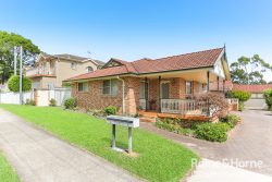 1/23 Queensbury Rd, Penshurst NSW 2222, Australia