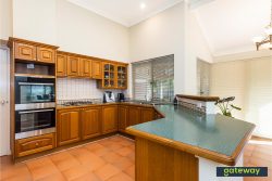 7 Glen Iris Dr, Jandakot WA 6164, Australia