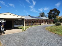 22 Russell St, Howlong NSW 2643, Australia