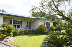 44 Thomas Ct, Bulgun QLD 4854, Australia