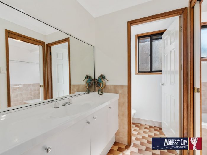 10 Wingfield St, Windermere Park NSW 2264, Australia