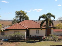 10862 D’Aguilar Hwy, Nanango QLD 4615, Australia