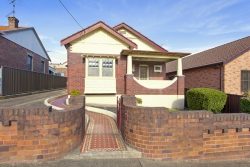 4 Beaumaris St, Enfield NSW 2136, Australia