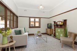 4 Beaumaris St, Enfield NSW 2136, Australia