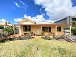 8 Hyandra St, Griffith NSW 2680, Australia