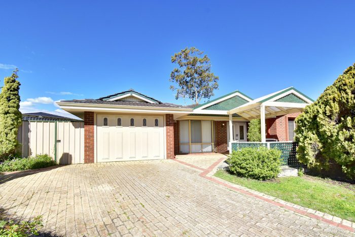 8 Juno Ct, Kallaroo WA 6025, Australia