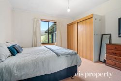 12 Walters Rd, Wattle Grove TAS 7109, Australia