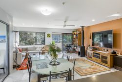 15e Puriri Avenue, Orewa, Rodney, Auckland, 0931, New Zealand