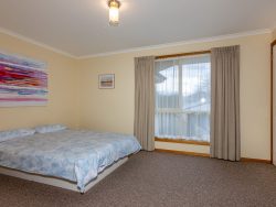 4 Scenic Hill Rd, Huonville TAS 7109, Australia