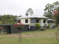 38 Stretton Dr, Teelah QLD 4306, Australia