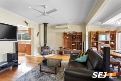 24 Whitelaw St, Meeniyan VIC 3956, Australia