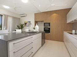 4/13 Bayview St, Fannie Bay NT 0820, Australia