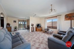 15 Campbell St, Safety Beach NSW 2456, Australia