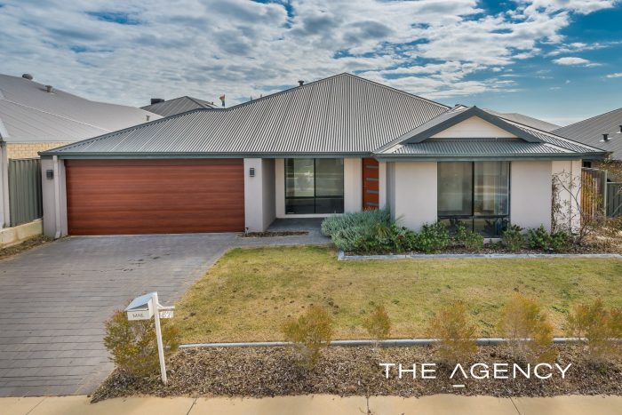 57 Helmsley Pkwy, Alkimos WA 6038, Australia