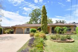 9 Karingal Pl, Moree NSW 2400, Australia