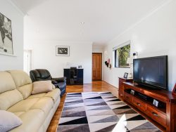 143 Baden St, Joondanna WA 6060, Australia